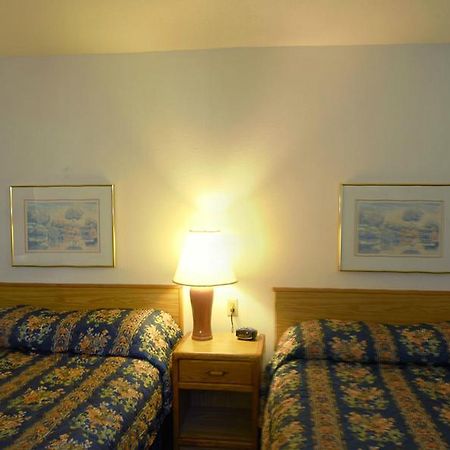 Rodeway Inn Brainerd Exterior foto
